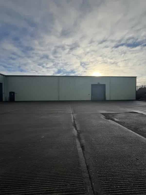Modern Steel Portal Frame Warehouse Industrial Unit
