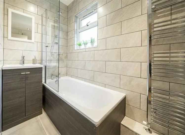 House For Sale in Park Road, London, England