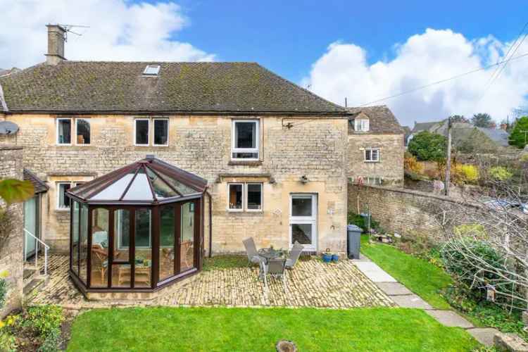 4 Bedroom Detached Cotswold House Bisley