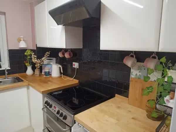 Semi Detached House First Floor All Pets Allowed