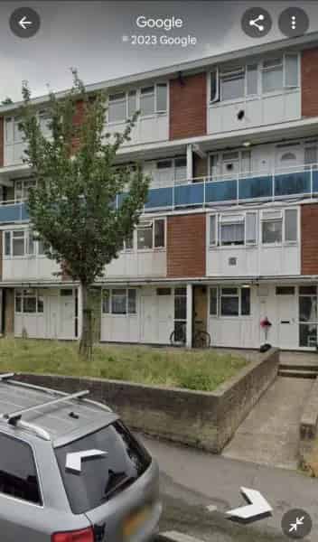 Two Bedroom Maisonette with Private Garden