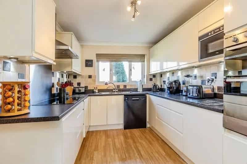 4 Bed Detached House Henbury Stunning Views Family Home