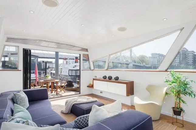 Luxury Riverboat Home for Sale on Cadogan Pier Chelsea