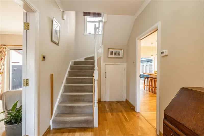 4 Bed Detached House with 2 Reception Rooms and Conservatory