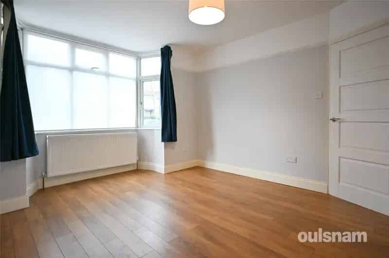 3 Bedroom Semi-Detached House for Sale Harborne