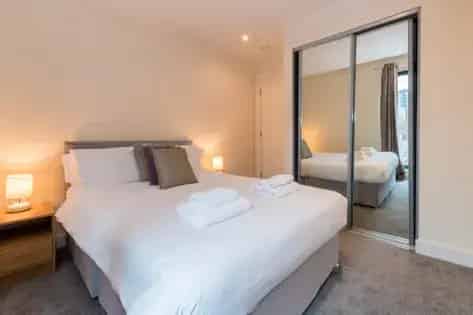 1 Room 56 m² Flat London E16 - Furnished