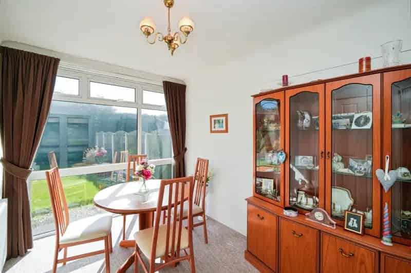 Three Bedroom Detached House in Great Sutton