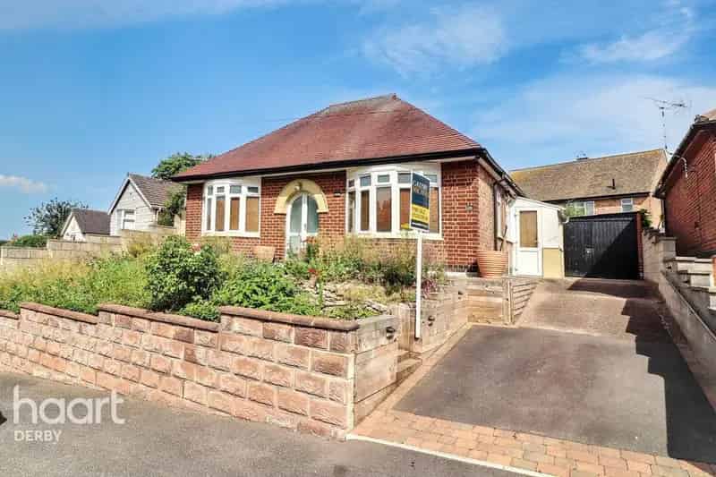 2 Bedroom Detached Bungalow For Sale