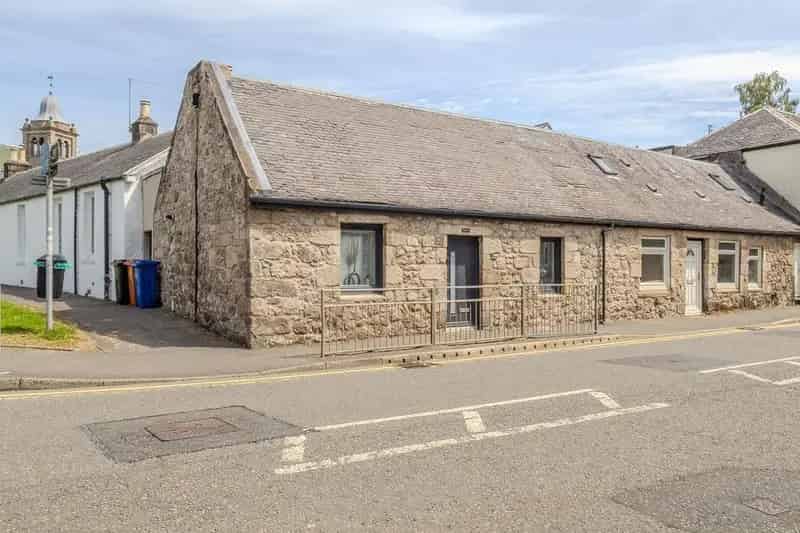 1 Bedroom Semi-Detached House for Sale West Scotland