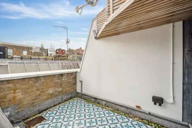 Chelsea Terraced House for Sale - 4 Storeys, Roof Terrace, Modern Design