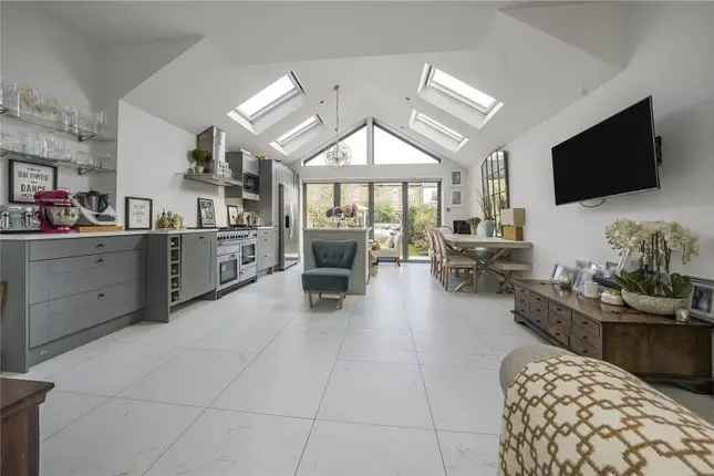 4 Bedroom Victorian House for Sale West Wimbledon