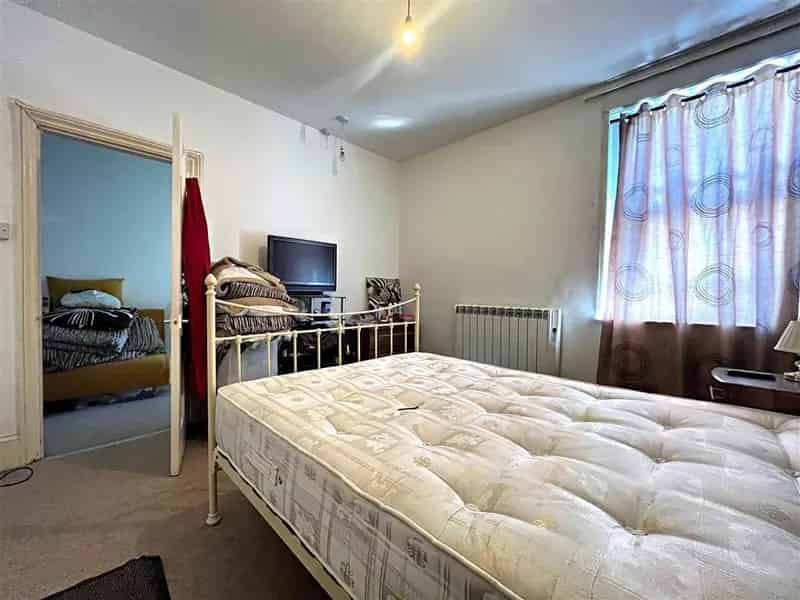 Flat For Rent , Worthing, England