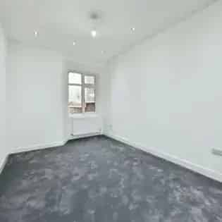 3 rooms flat of 73 m² in Manchester