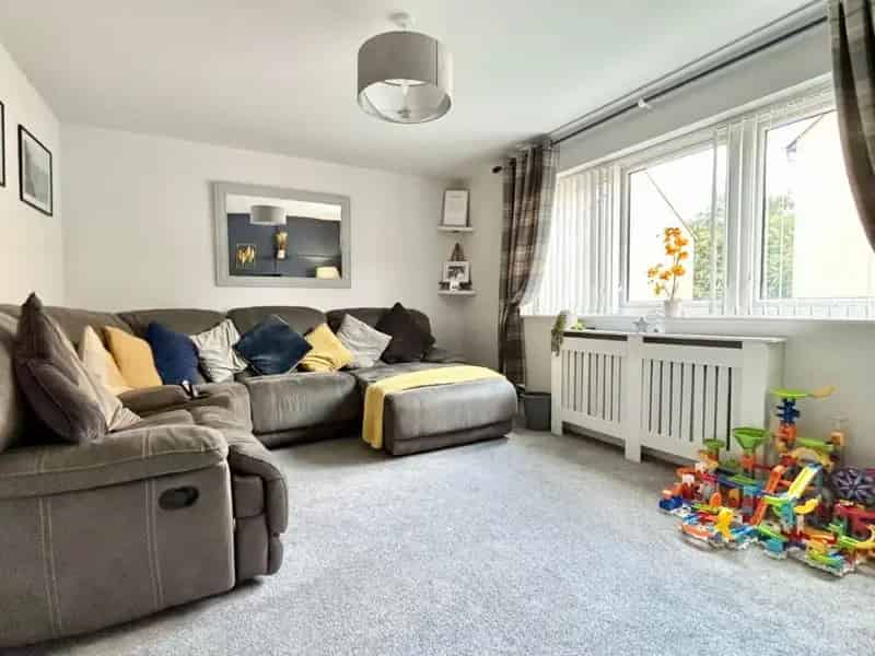 5 Bedroom Townhouse for Sale
