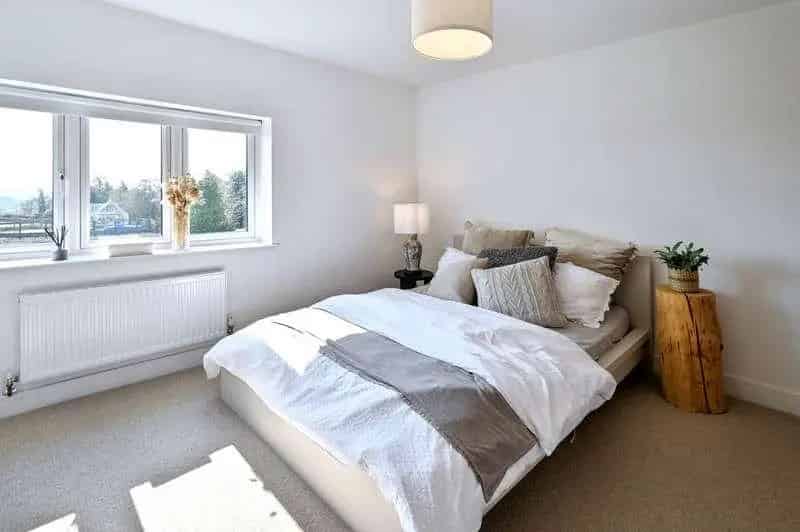 4 Bed Detached House for Sale in Derbyshire Dales