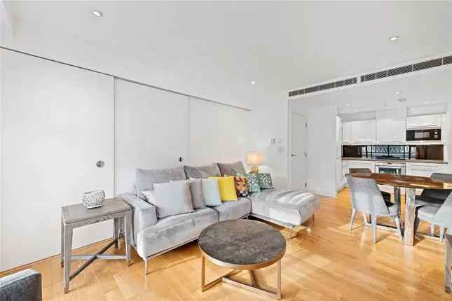 Flat for sale in Blandford Street, London W1U