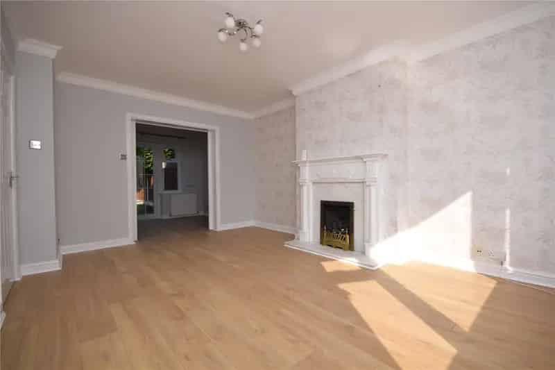 3 Bed Detached House Woodlesford