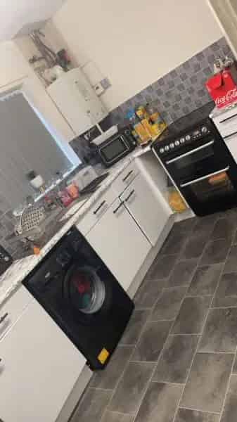 Two Bedroom House Large Garden Driveway Quiet Area