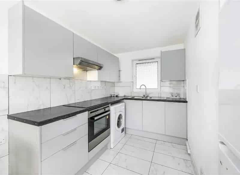 One Bedroom Apartment Near Kilburn High Road