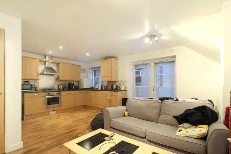 1 Bedroom Flat For Sale Ground Floor Apartment Private Patio