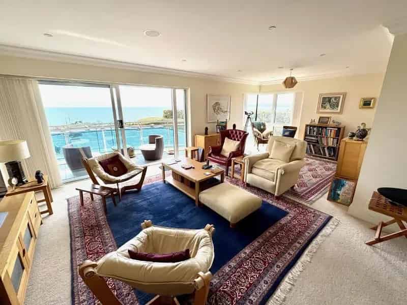 4 Bedroom Apartment for Sale East Cliff Sea Views