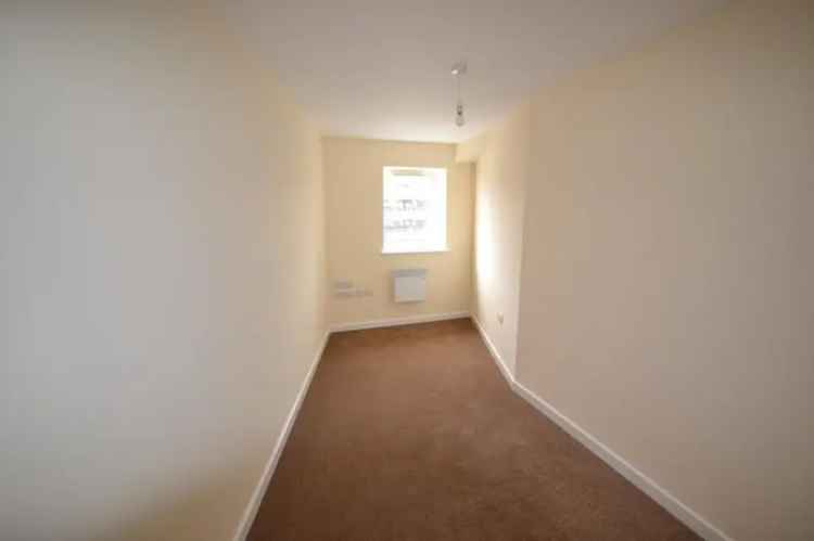 2 Bedroom Flat For Sale Crecy Court