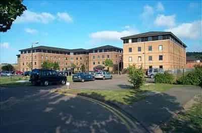 Modern Office Space to Let - Ample Parking and Landscaped Grounds