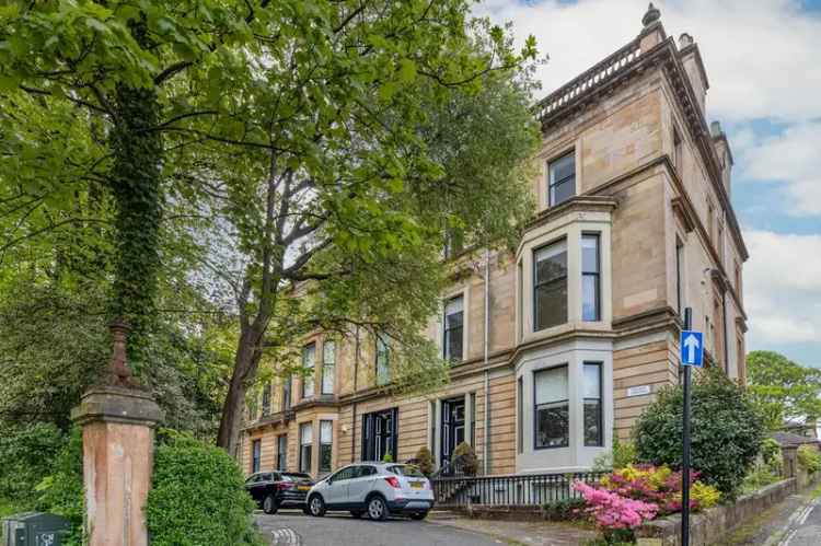 2 Bedroom Apartment for Sale in Crown Gardens