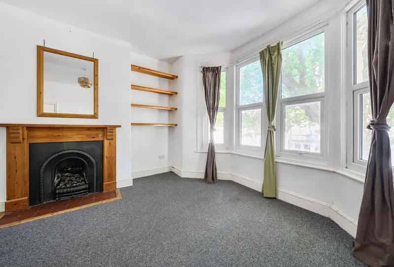 3 Bedroom Apartment for Sale BS5 - Victorian Conversion