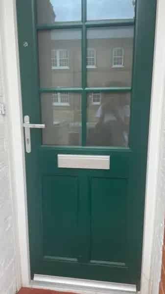 Large 3 Bed House Strand on the Green Near Kew Gardens