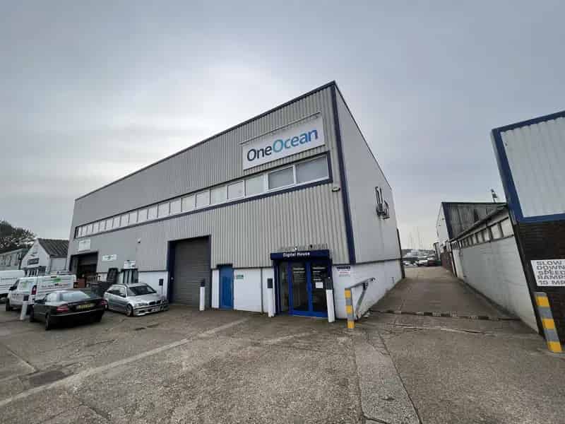 First Floor Office Suite To Let in Bitterne