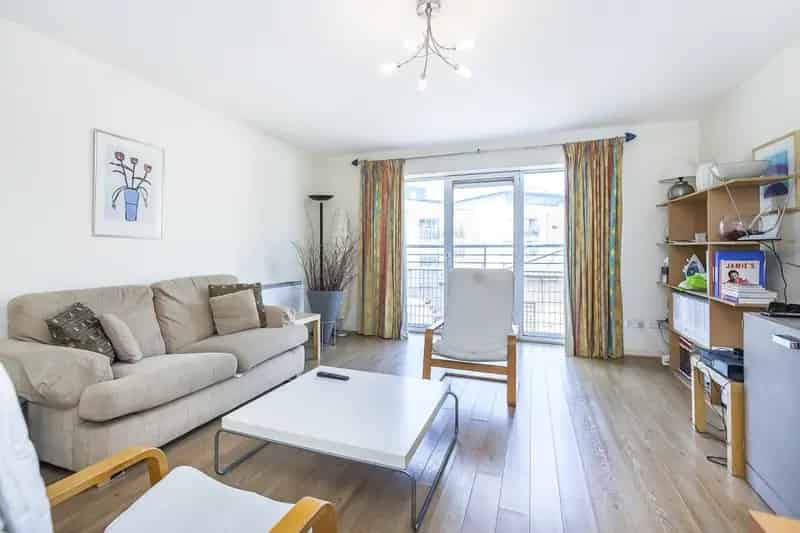 2 Bedroom Apartment to Rent Premiere Place