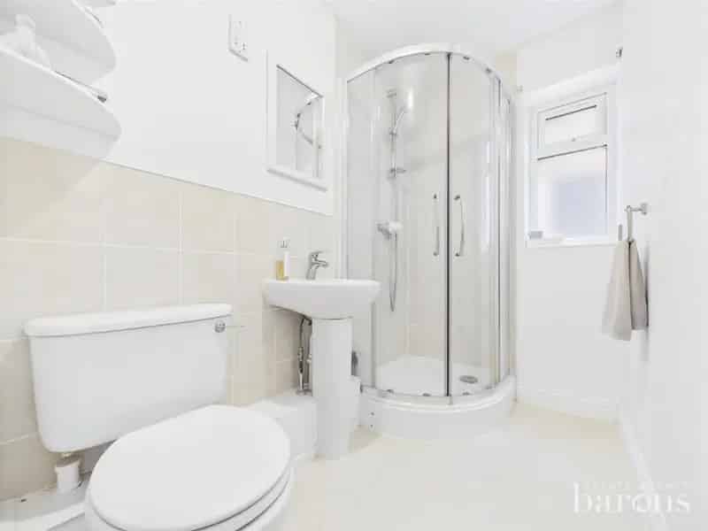 3 Bed Detached House for Sale in North Waltham