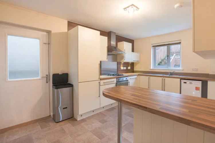 4 Bedroom House To Rent