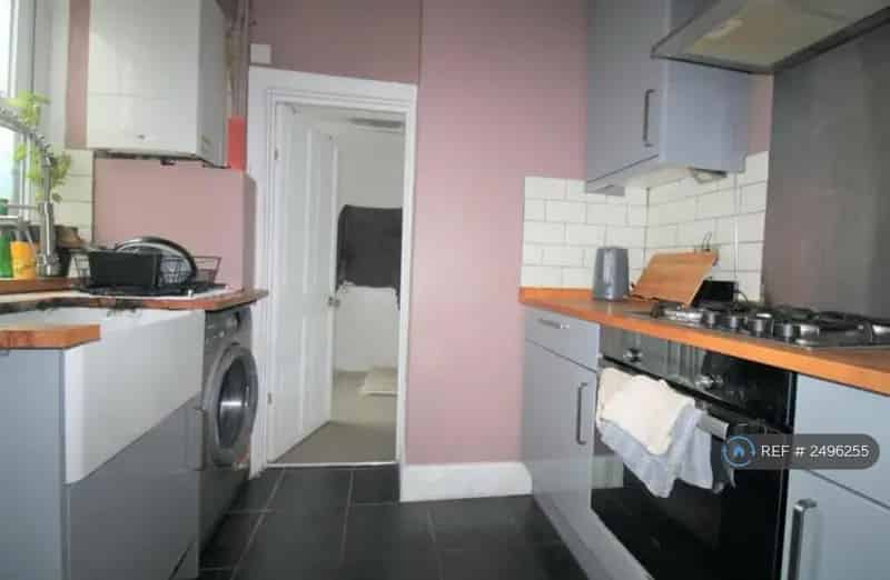 3 Bedroom Terraced House July 1st 2025