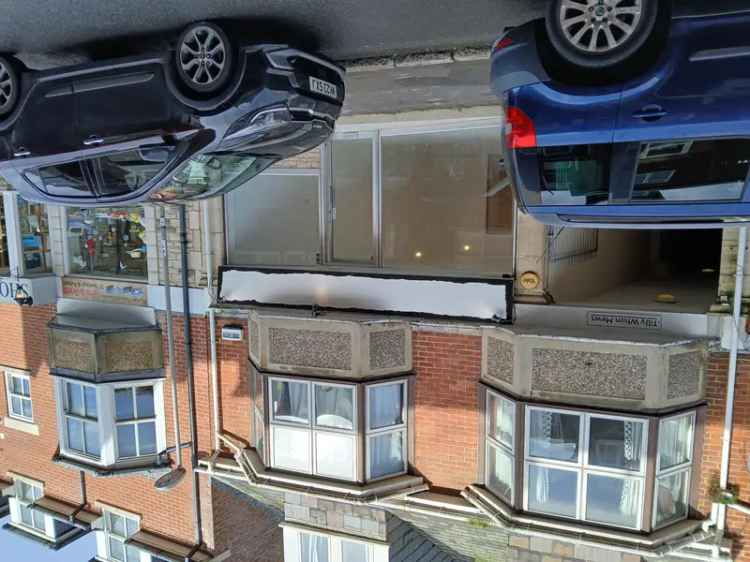 Swanage Town Centre Retail Unit 536 sq ft To Let