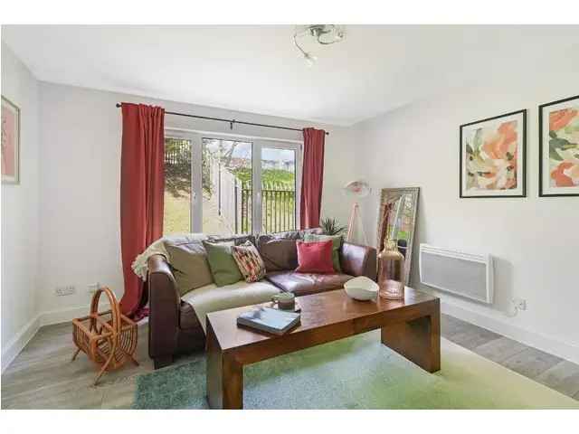 2 Bedroom Flat for Sale Glasgow Quarryknowe Street