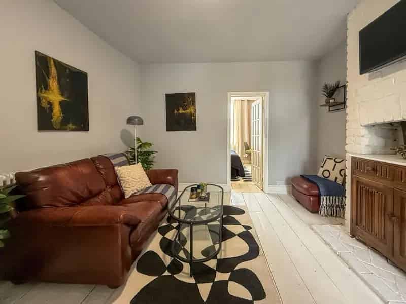 2 Bedroom Ground Floor Flat for Sale