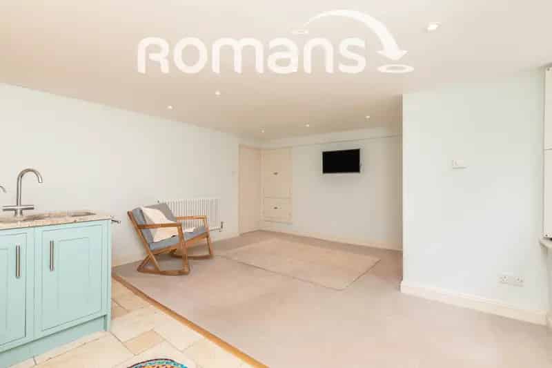1 Bedroom Flat Clifton Village Bills Included Modern Kitchen