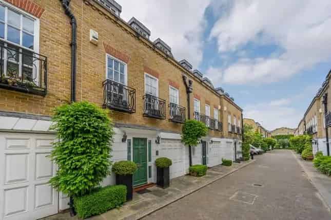 Chelsea Freehold House Two Bedroom Roof Terrace Garage