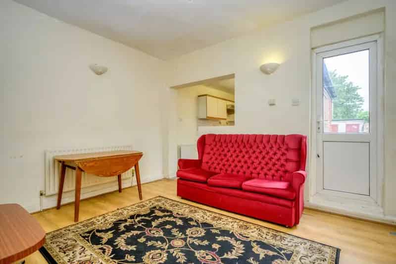 4 Bedroom Terreced House to Rent