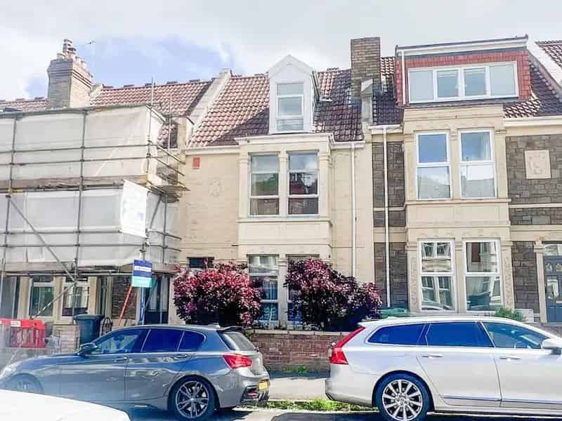 5 Bedroom Terraced House for Sale