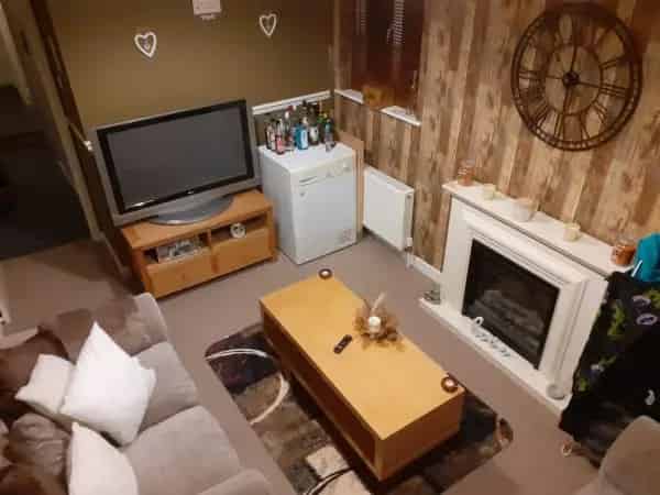 Beautifully Decorated 1 Bedroom Maisonette High Ceilings Cellar Shared Garden