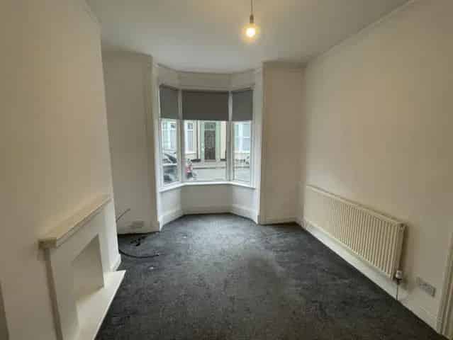 Mid Terraced House Near Stockton Town Centre - Two Double Bedrooms