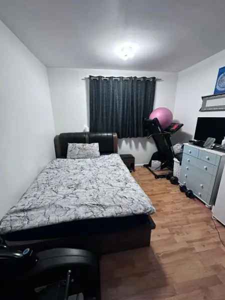 Flat For Rent in London, England