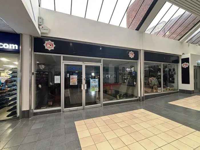 Retail Space in Market Gates Shopping Centre