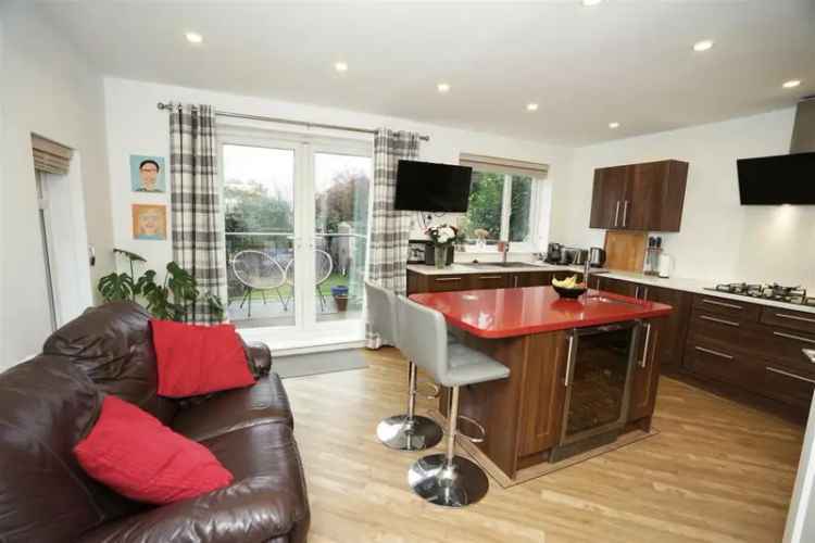 4 Bedroom Detached House for Sale in Lostock