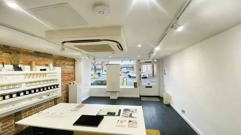 Retail Premises To Let Caversham 1000 sq ft