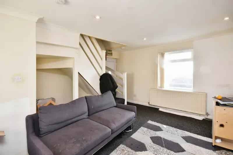 One Bedroom Maisonette Splott Available Now Zero Deposit Option