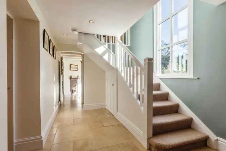 Detached house For Sale in Hutton Rudby, England